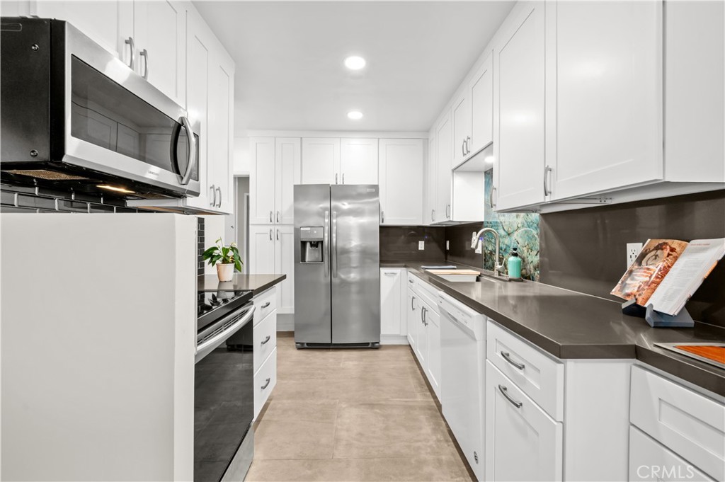 333 Junipero Avenue 1c Property Photo 24