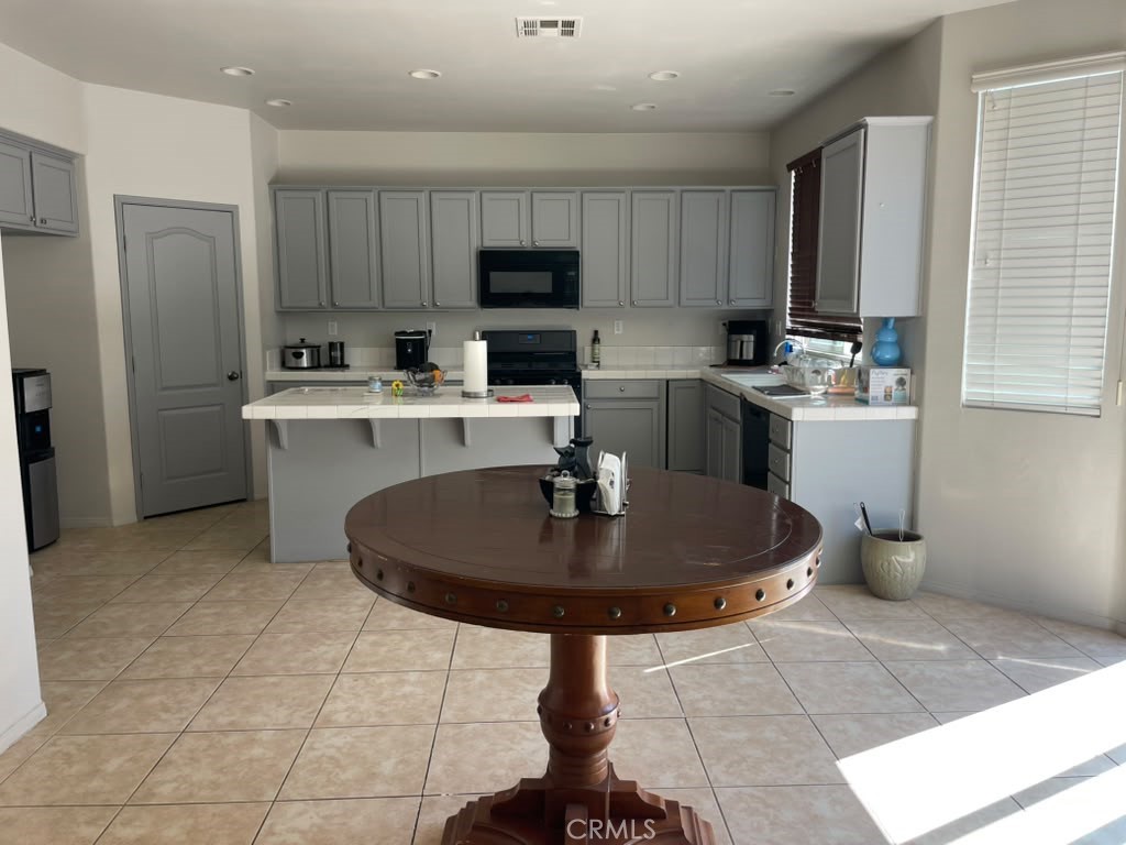 3888 Strand Property Photo 5