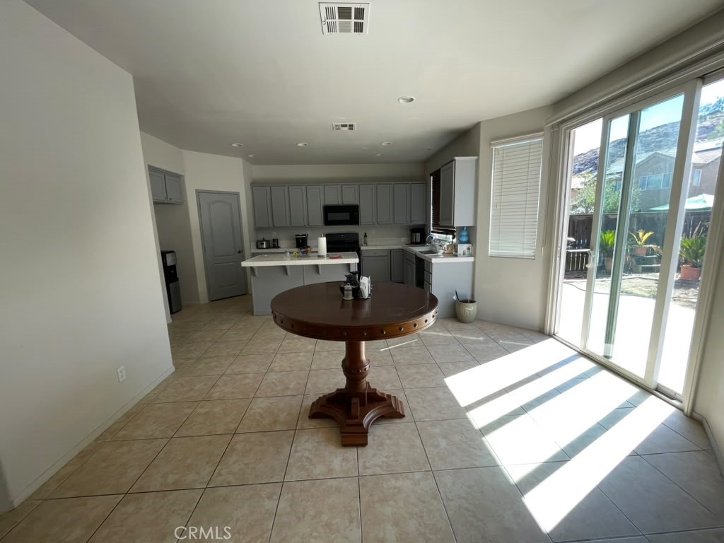 3888 Strand Property Photo 6