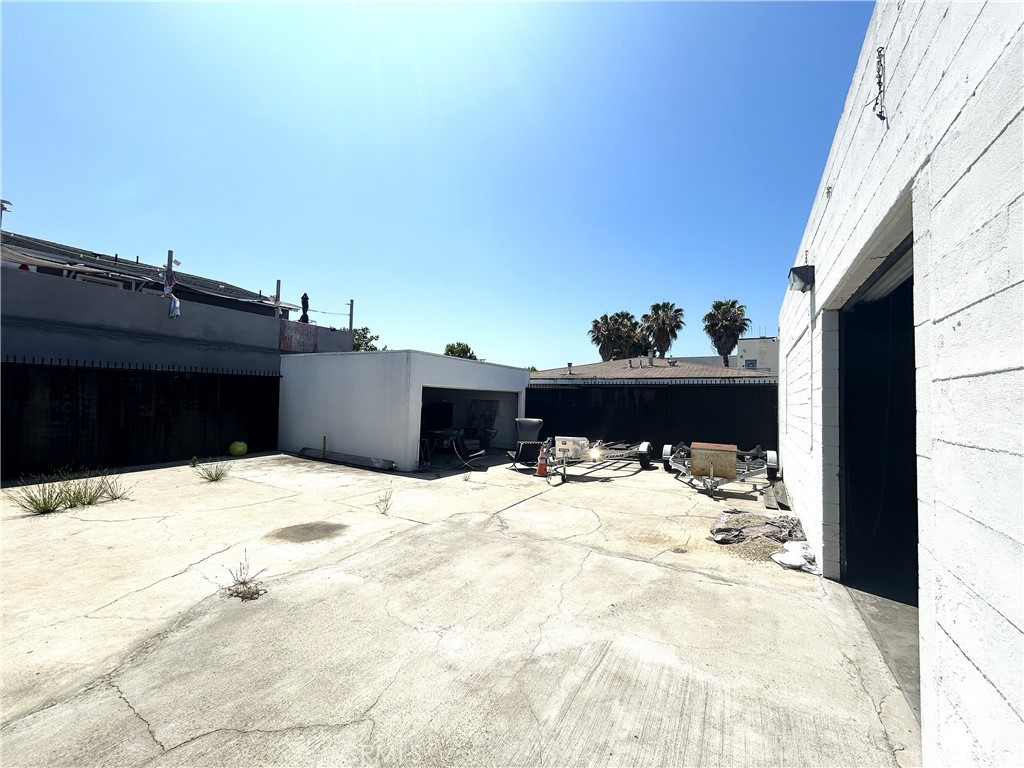 1404 Alamitos Property Photo 10