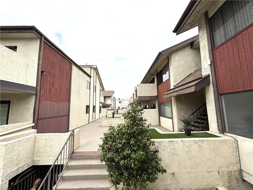 15000 Halldale Avenue 114 Property Photo 4