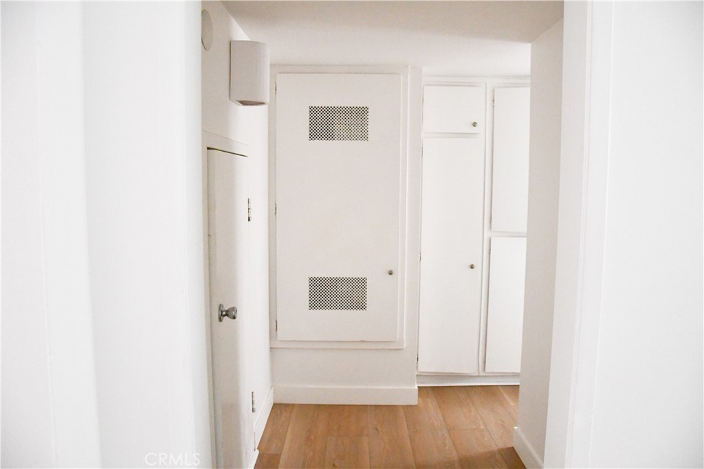 994 Valencia 104 Property Photo 16