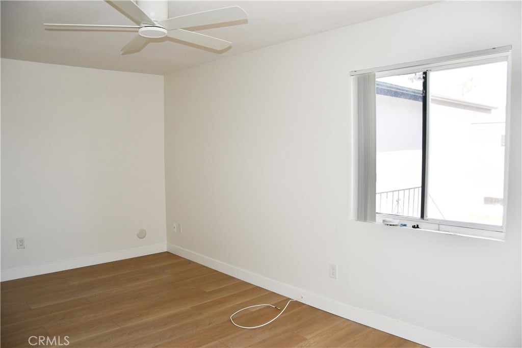 994 Valencia 104 Property Photo 23