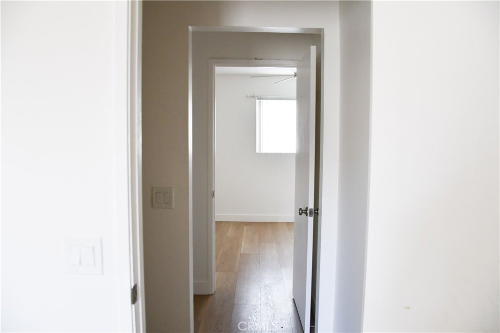 994 Valencia 104 Property Photo 25