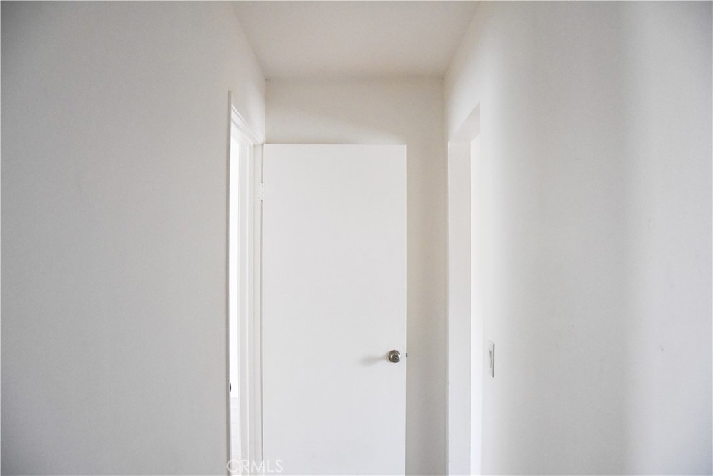 994 Valencia 104 Property Photo 34