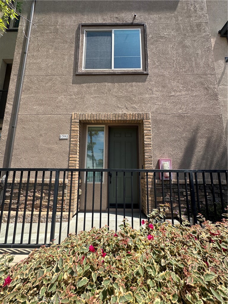 1391 Clementine Way Property Photo 7