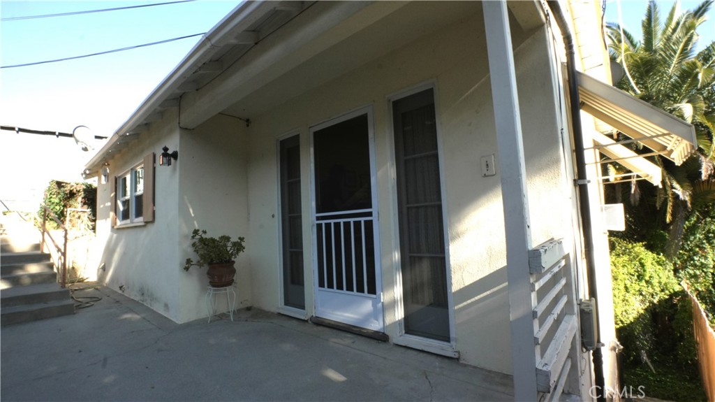 6237 Haviland Property Photo 3