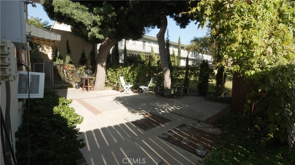 6237 Haviland Property Photo 7