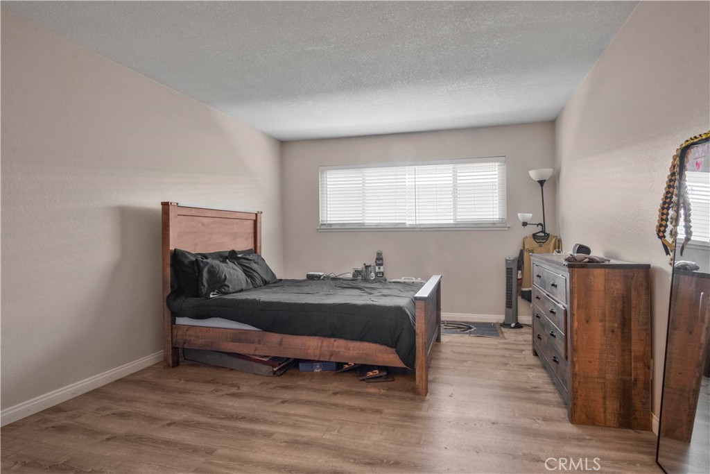 2423 Deodar Property Photo 16
