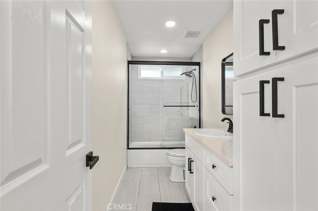 1445 Arrow Wood Property Photo 25