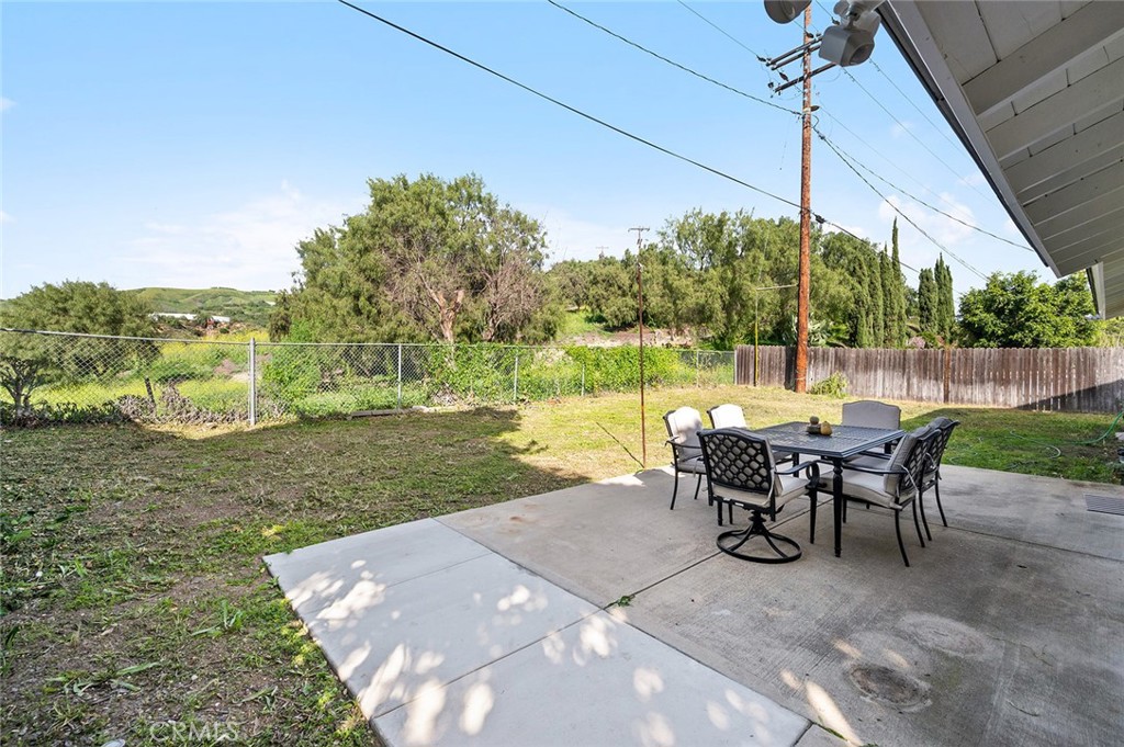1445 Arrow Wood Property Photo 34