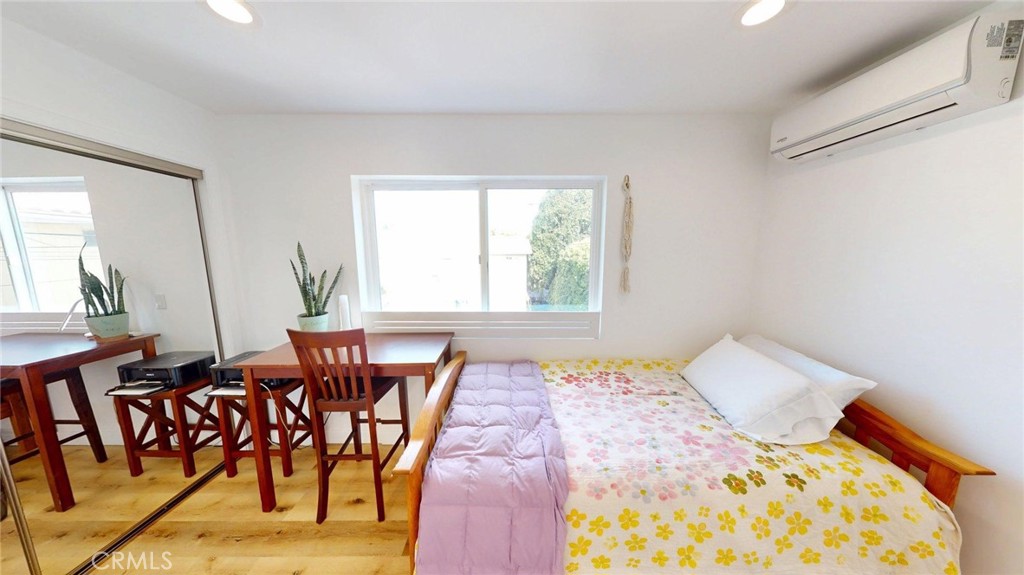 12930 Gilmore Avenue Property Photo 19