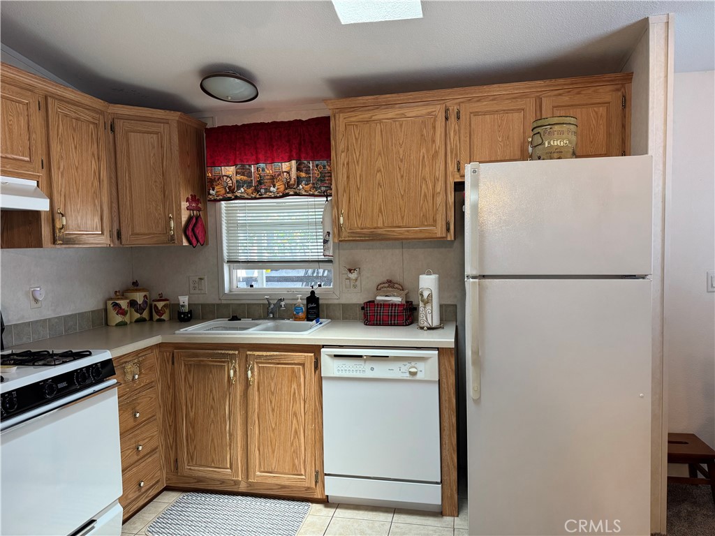 17261 Gothard 5 Property Photo 5