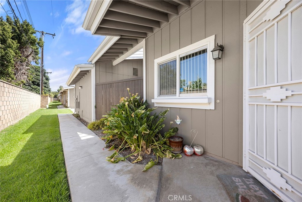 2369 S Reservoir Property Photo 15