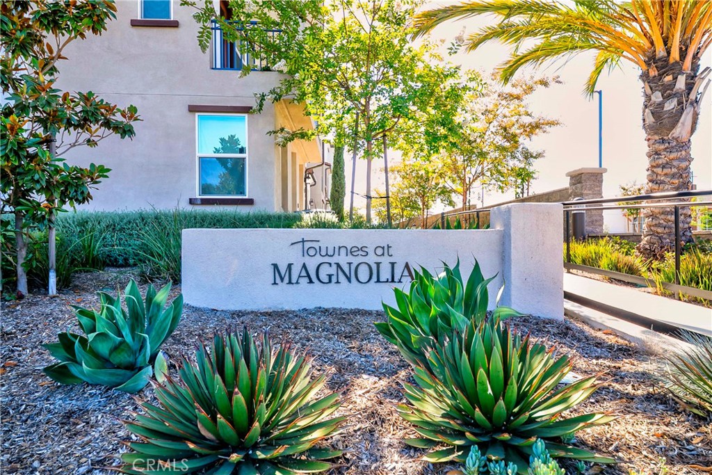 249 N Magnolia 3 Property Photo 27