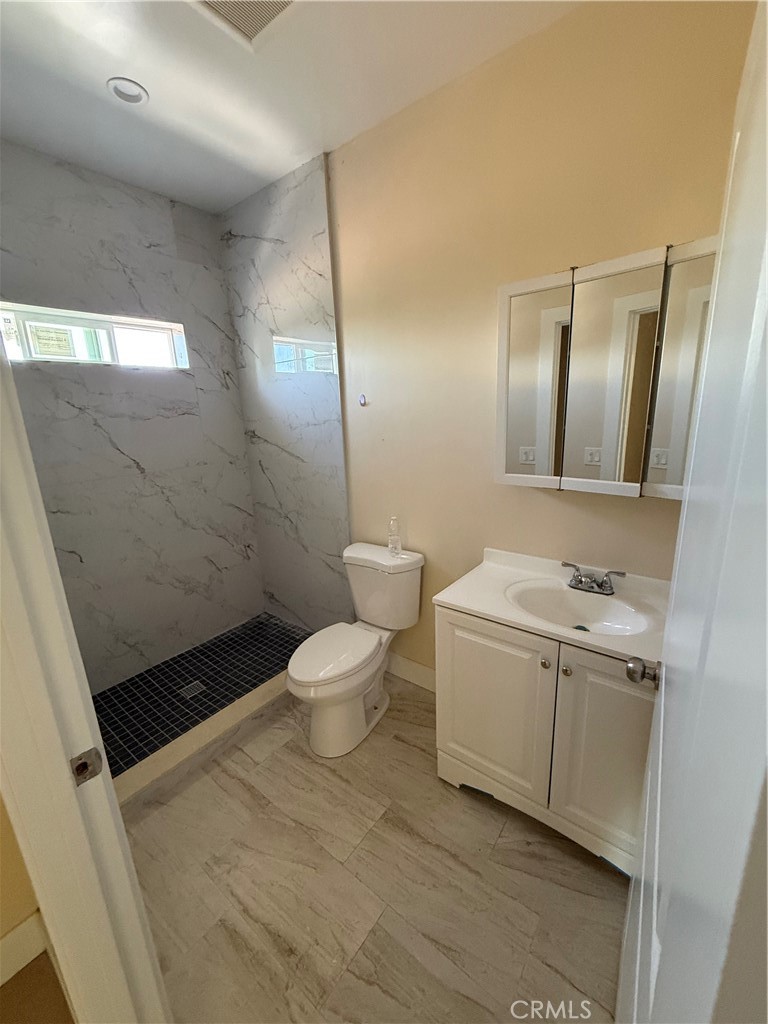 11844 Hollyview Drive Property Photo 12
