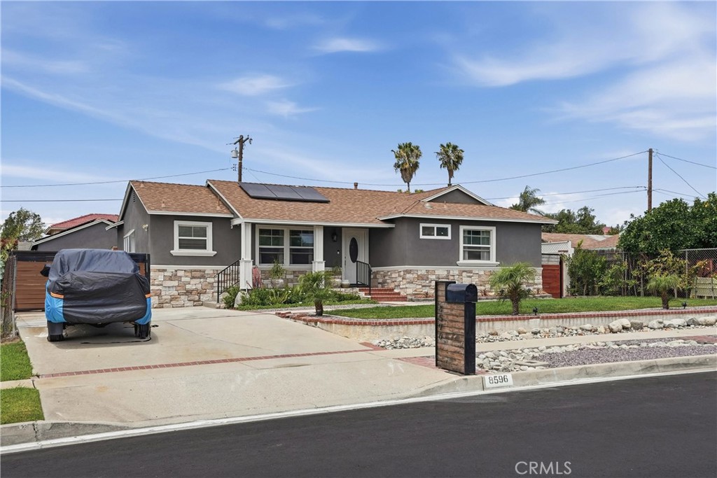 8596 Comet Property Photo 2