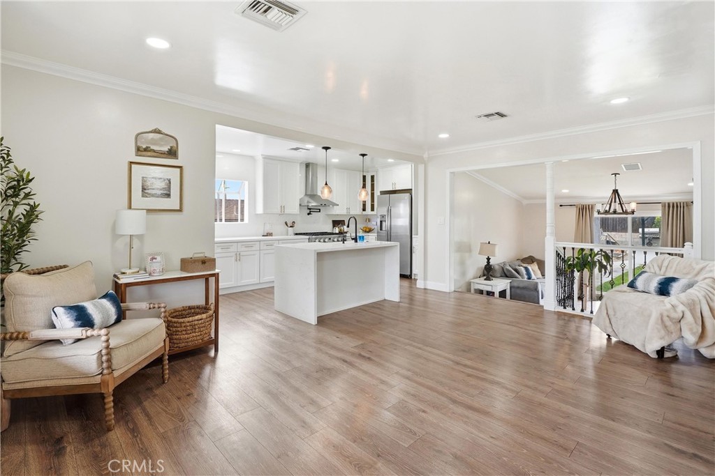 8596 Comet Property Photo 6