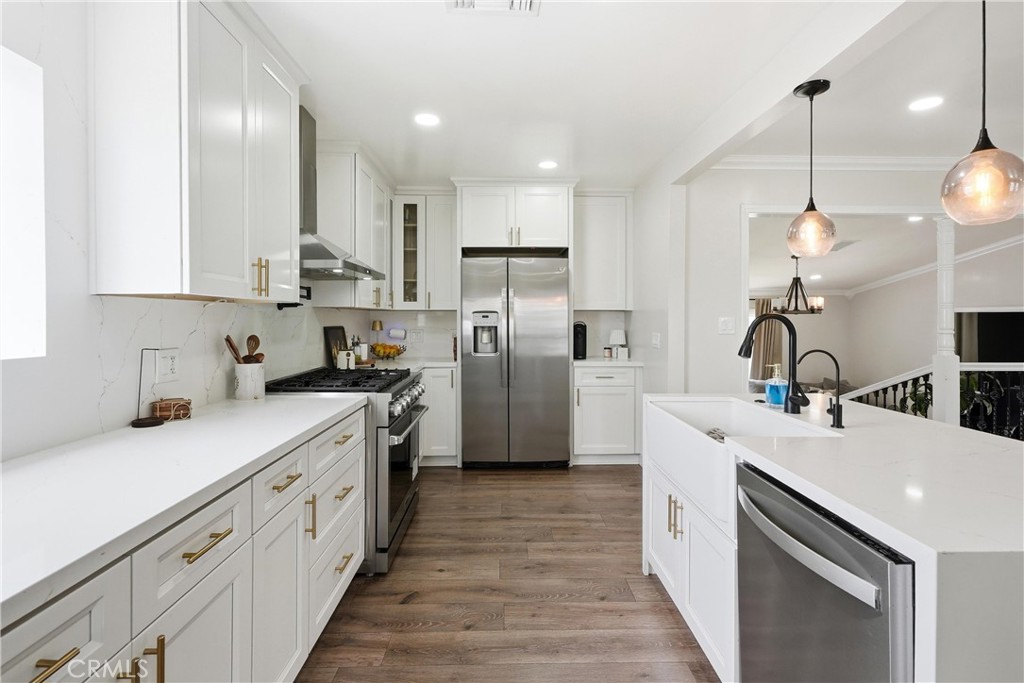 8596 Comet Property Photo 8