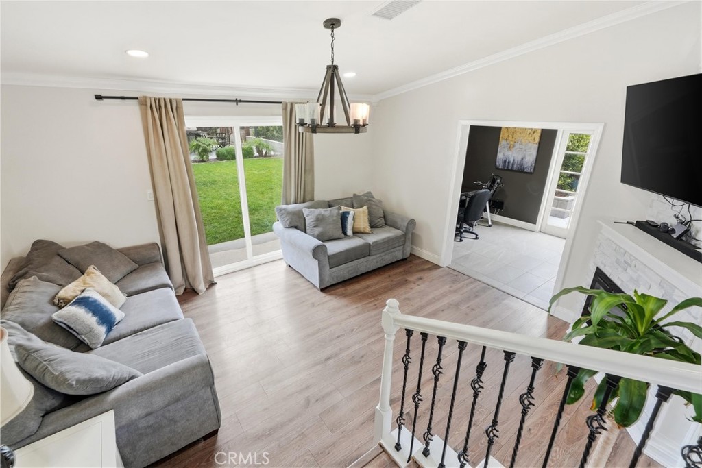 8596 Comet Property Photo 14