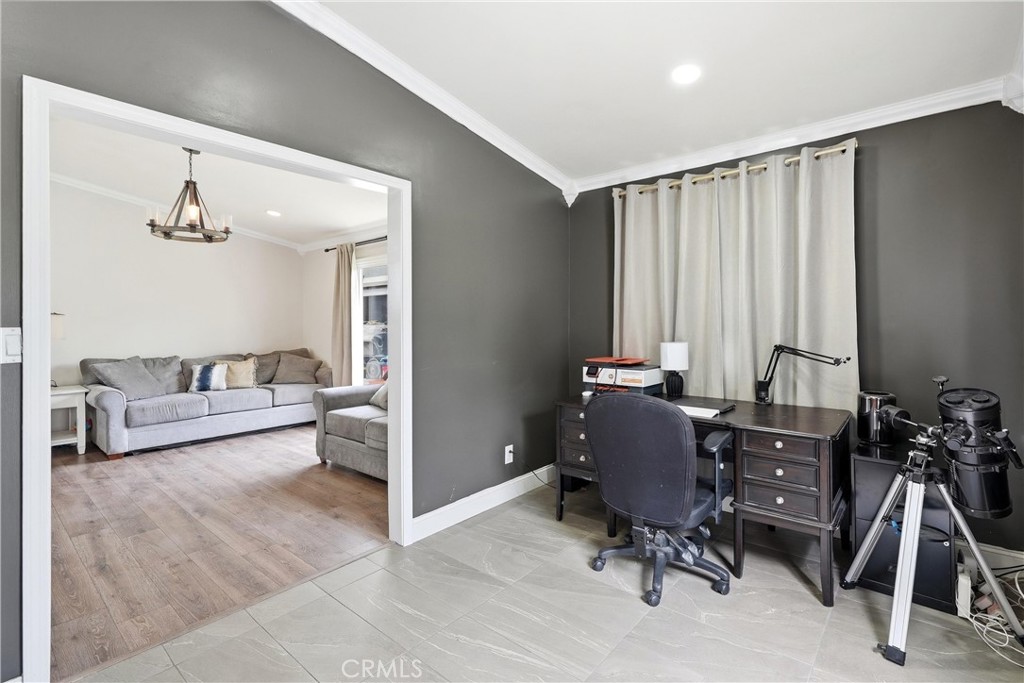 8596 Comet Property Photo 18