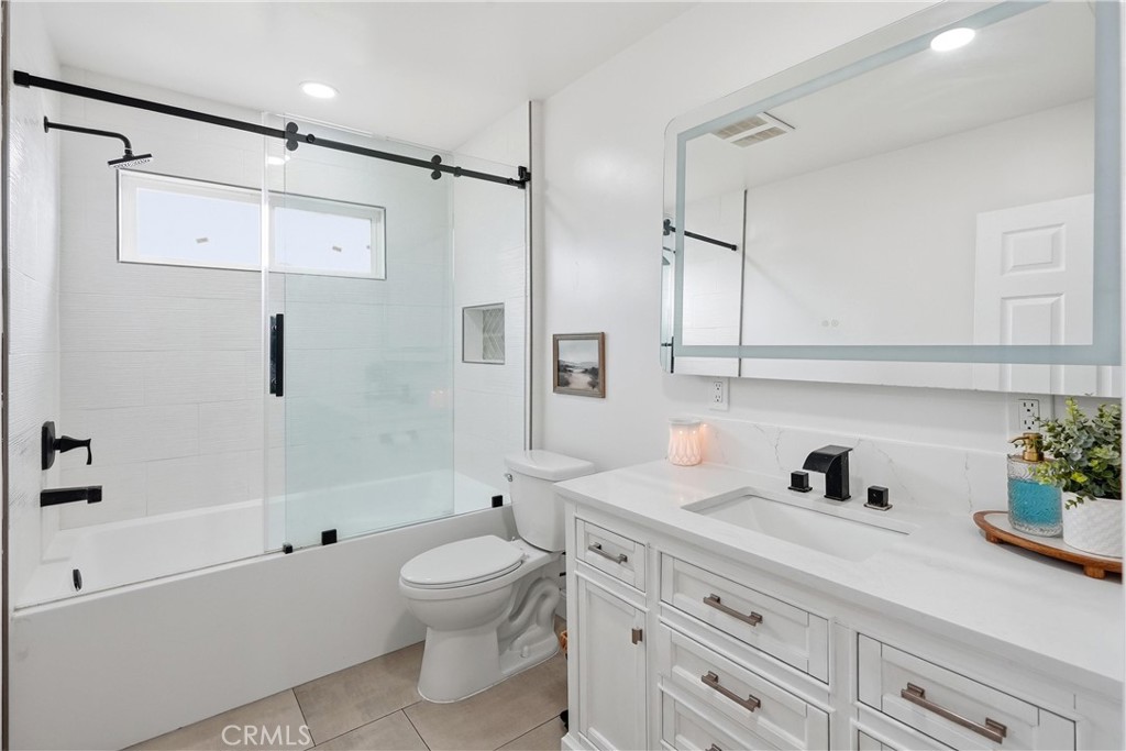 8596 Comet Property Photo 20