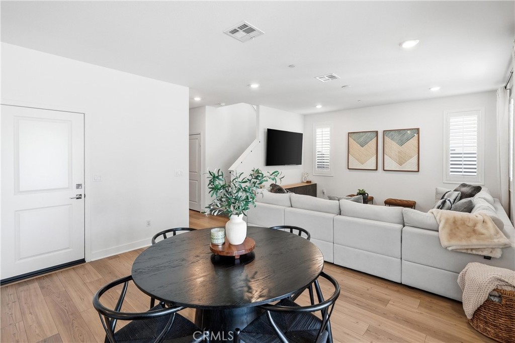 367 Cachuma Court Property Photo 7