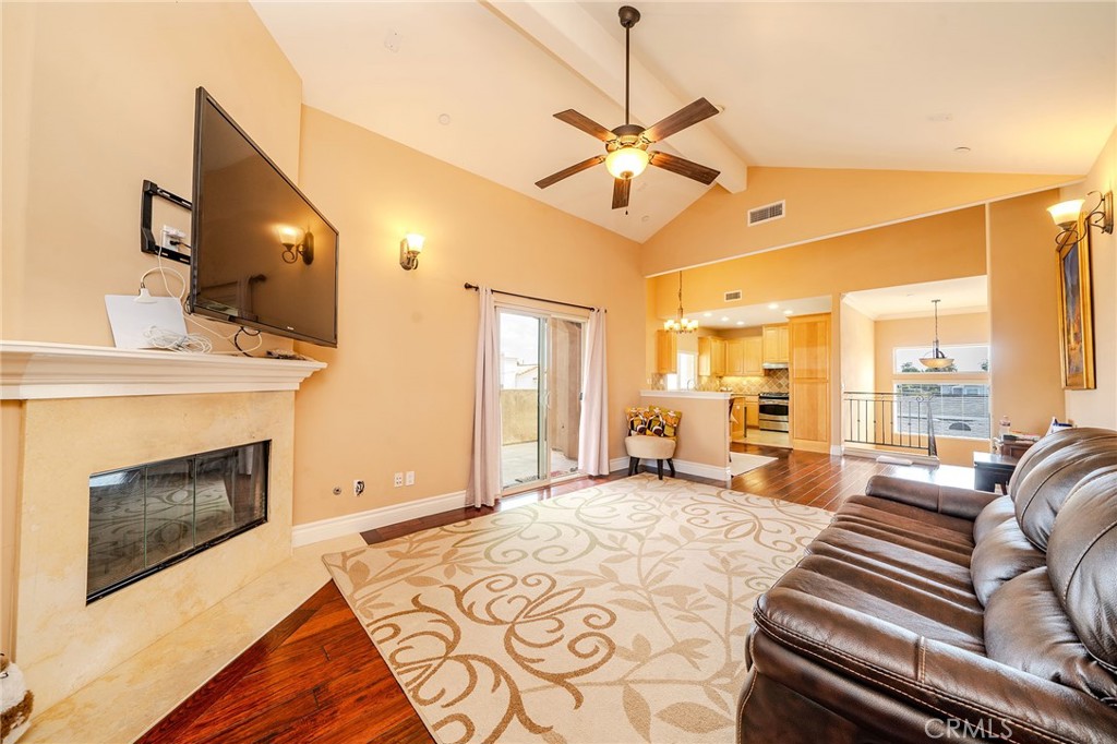 2702 Gates Avenue A Property Photo 13