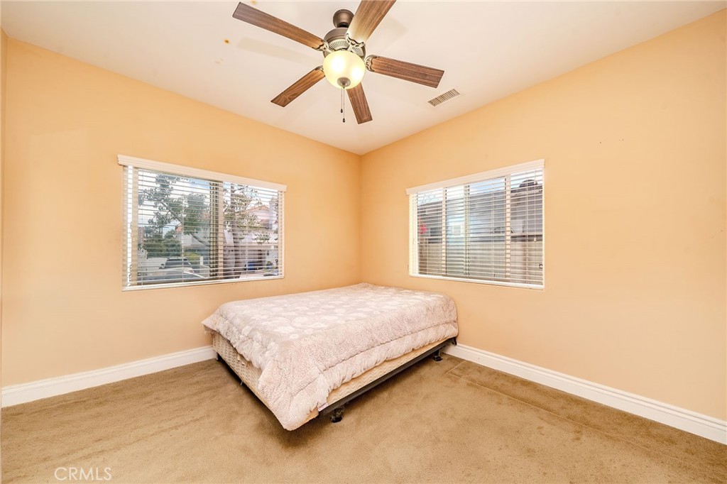 2702 Gates Avenue A Property Photo 26