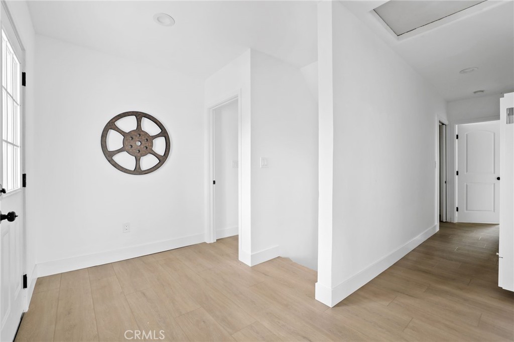 501 S Sloan Property Photo 29