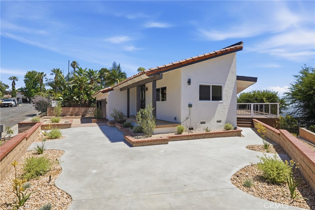 12408 Carinthia Property Photo 6