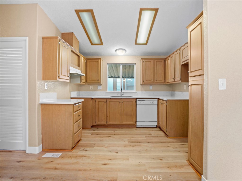 24200 Walnut Street 34 Property Photo 12