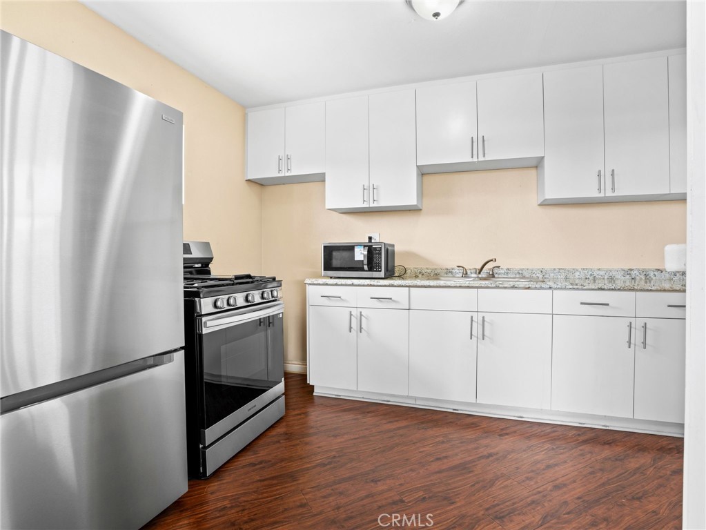 24200 Walnut Street 34 Property Photo 25