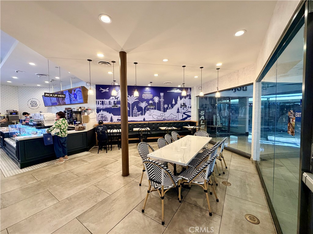 5305 Beach Property Photo 10