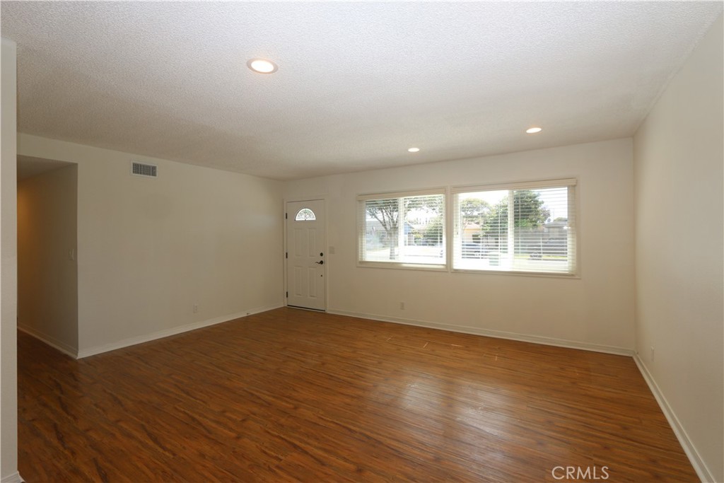 16572 Patricia Property Photo 2