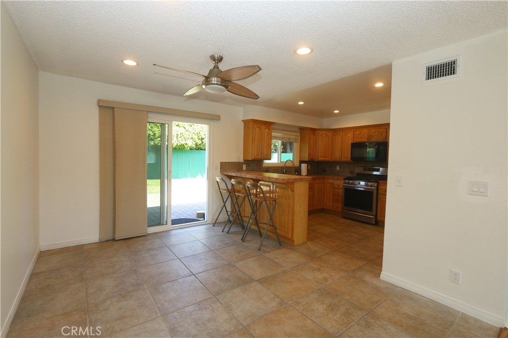 16572 Patricia Property Photo 3