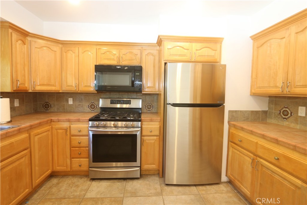 16572 Patricia Property Photo 5