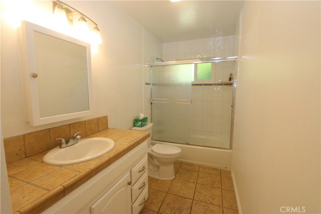 16572 Patricia Property Photo 10