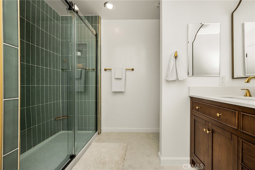 444 Obispo 301 Property Photo 29
