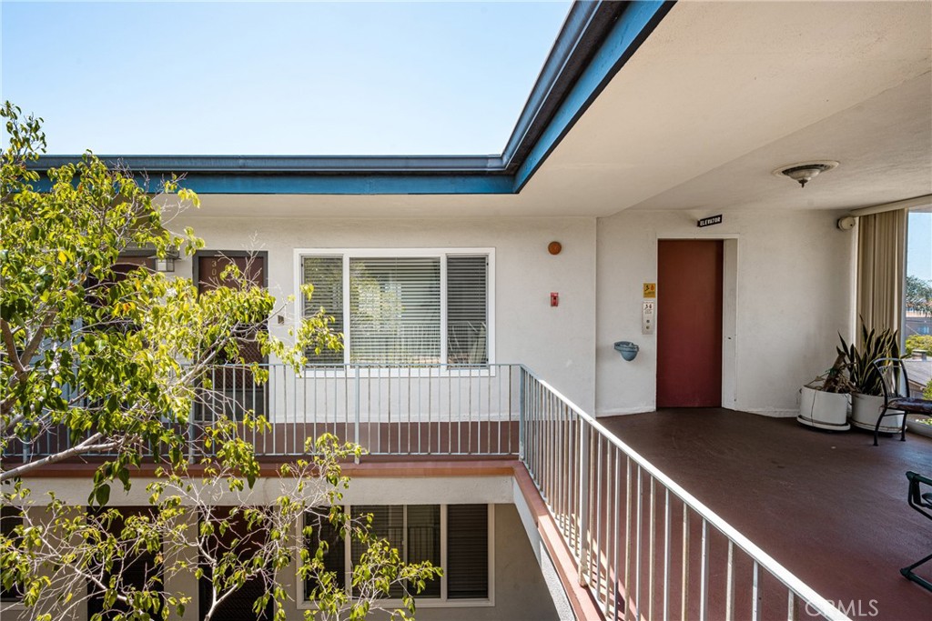 444 Obispo 301 Property Photo 45