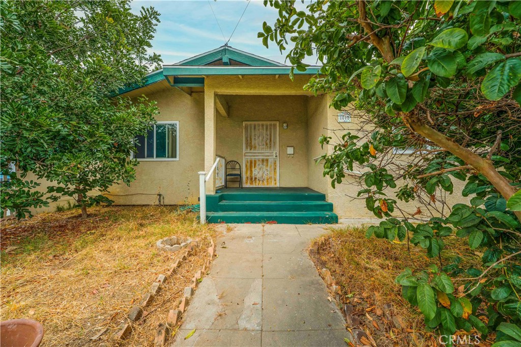 1012 Vina Property Photo 1