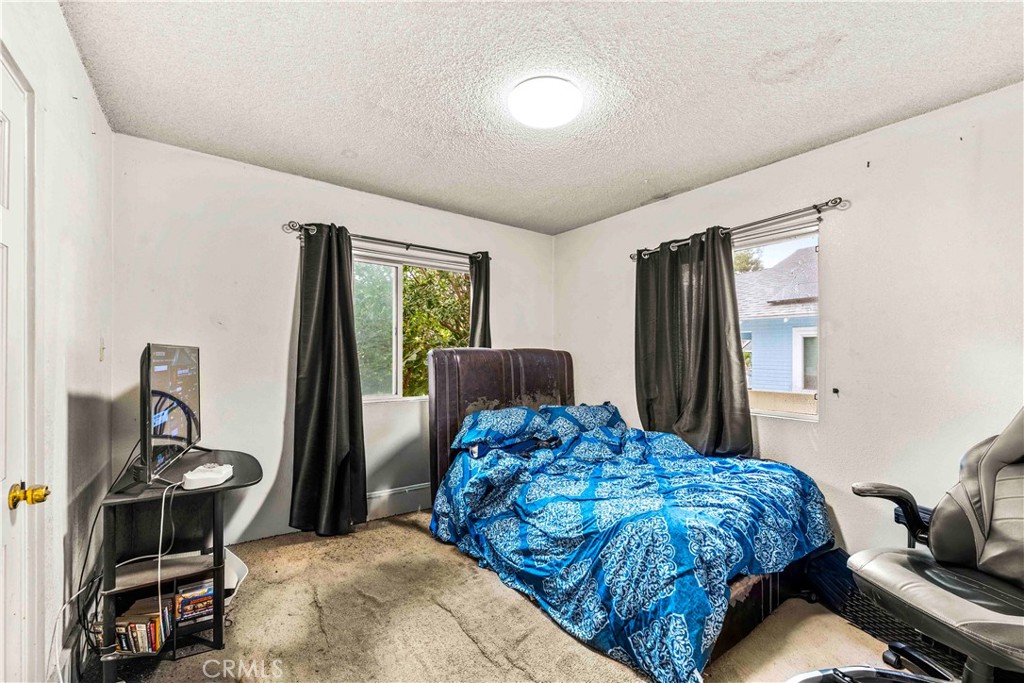 1012 Vina Property Photo 6