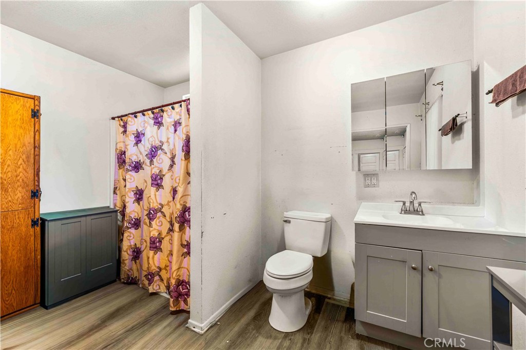 1012 Vina Property Photo 8