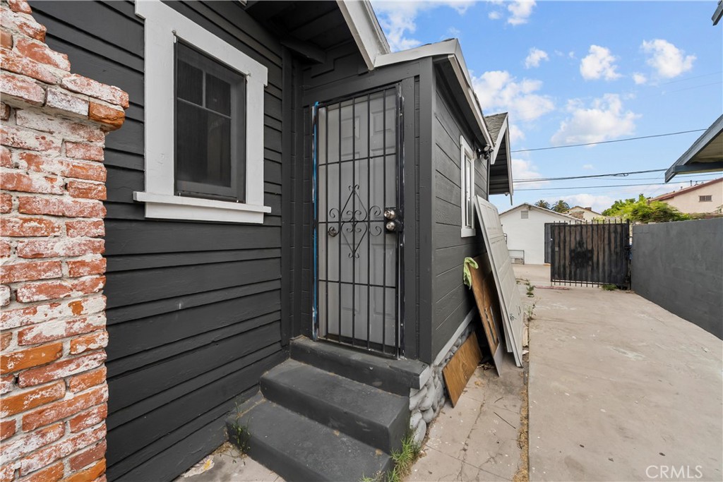 1847 W. 48th Street Property Photo 10