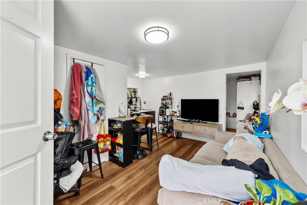 1847 W. 48th Street Property Photo 21