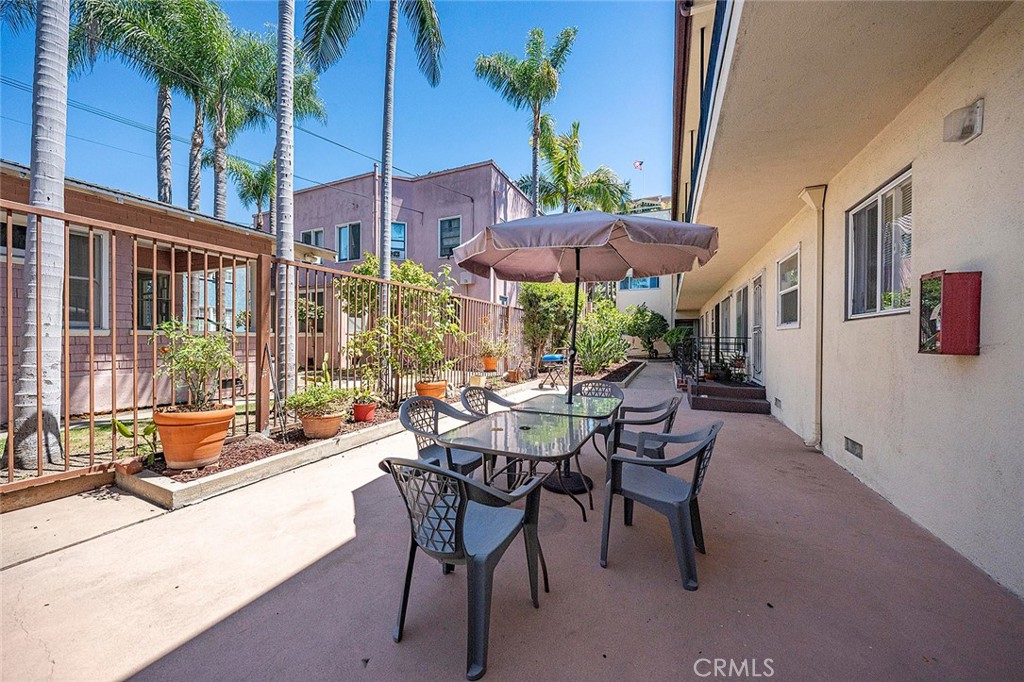 1015 E Ocean Boulevard 12 Property Photo 16