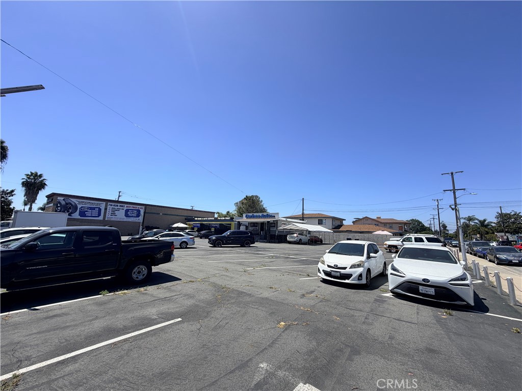 9051 Garden Grove Property Photo 10