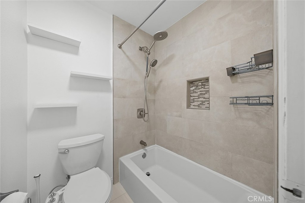 444 S Tustin K3 Property Photo 30