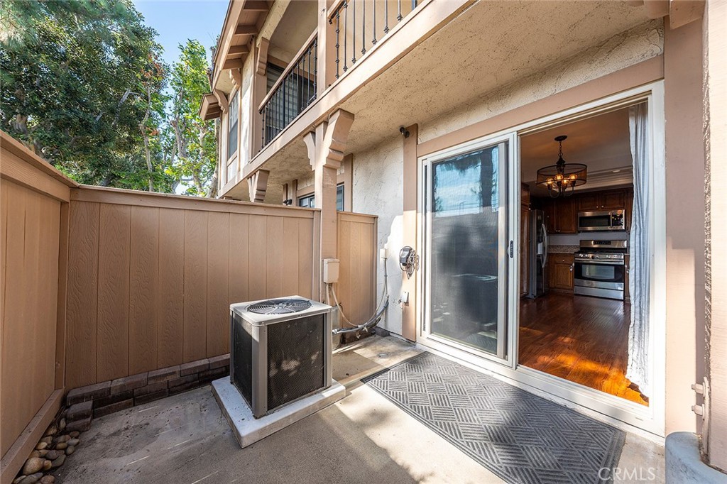 444 S Tustin K3 Property Photo 49