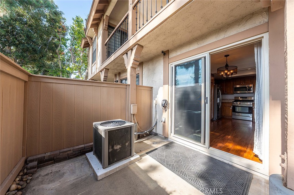 444 S Tustin K3 Property Photo 49